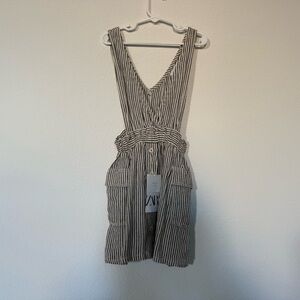 Zara suspenders skirt